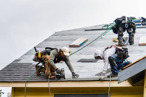 Professional Gutter Installation technician working in Peoa, UT